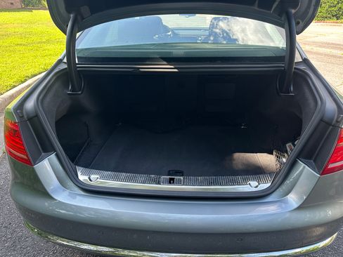 Used 2012 Audi A8 L 4.2 image 16