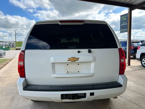 Used 2012 Chevrolet Tahoe 4WD image 4