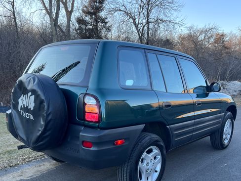 Used 1999 Toyota RAV4 image 8