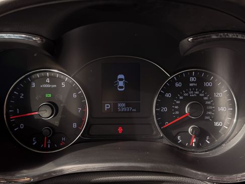 Used 2016 Kia Forte EX image 10