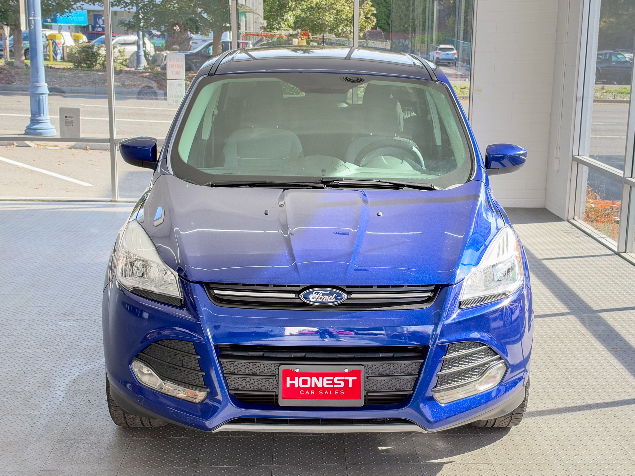 Used 2014 Ford Escape FWD SE image 2