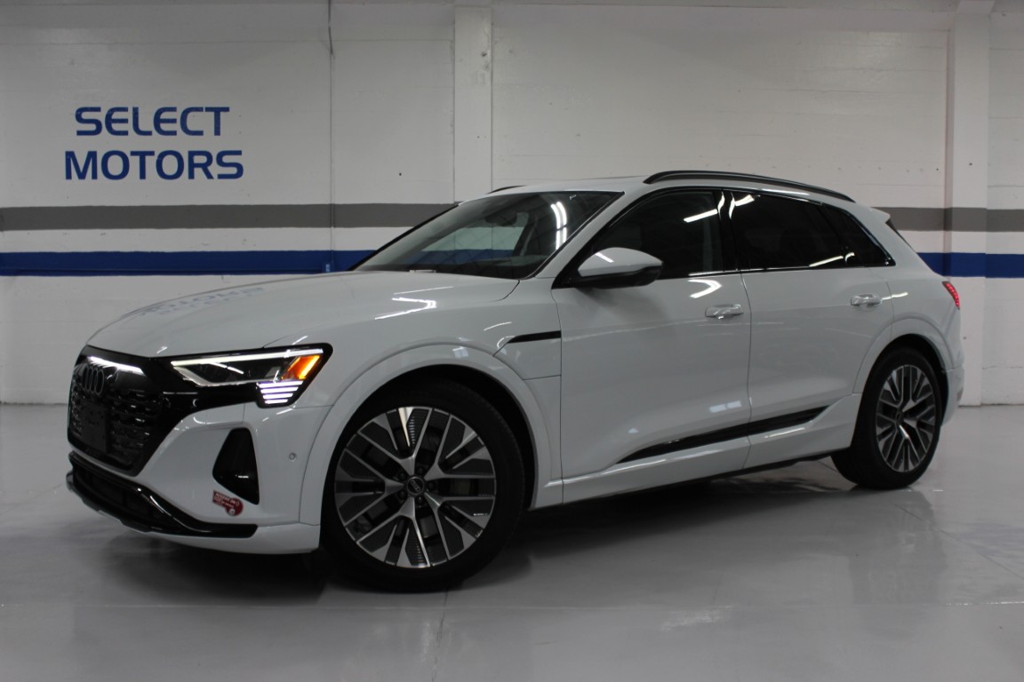 Used 2024 Audi Q8 e-tron Prestige AWD/4WD image 2