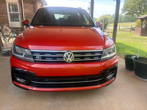 Used 2018 Volkswagen Tiguan FWD image 7