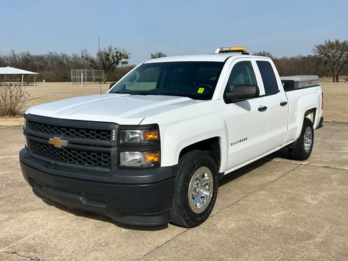 Used 2015 Chevrolet Silverado 1500 image 1