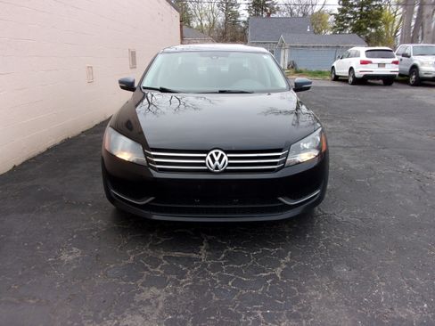 Used 2013 Volkswagen Passat 2.5 S image 2