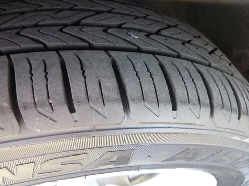 Used 2005 Scion xB image 10