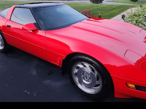 Used 1995 Chevrolet Corvette Premium Cpe w/ 3LT image 10