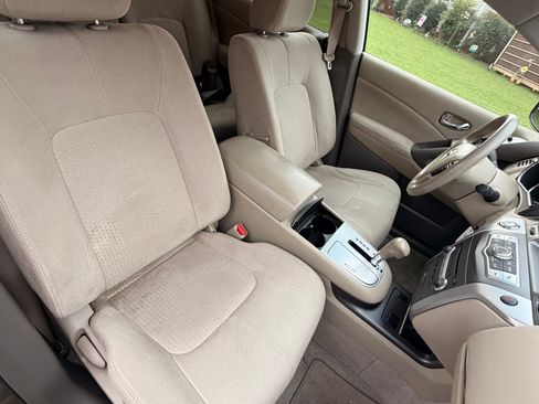 Used 2011 Nissan Murano 2WD image 10