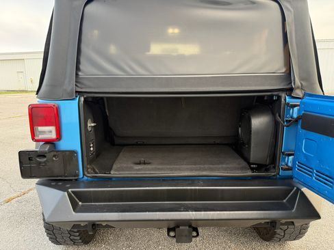 Used 2010 Jeep Wrangler 4WD Sport image 38