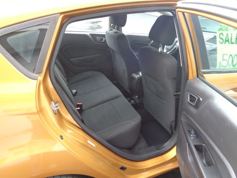 Used 2016 Ford Fiesta SE image 8