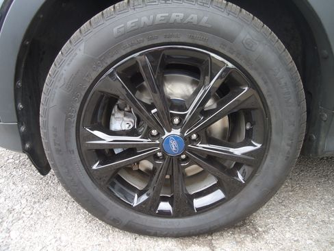 Used 2019 Ford Escape SEL image 19