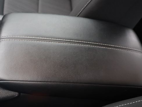 Used 2024 Nissan Sentra SV image 32