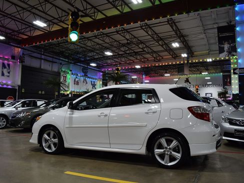 Used 2009 Toyota Matrix S image 4