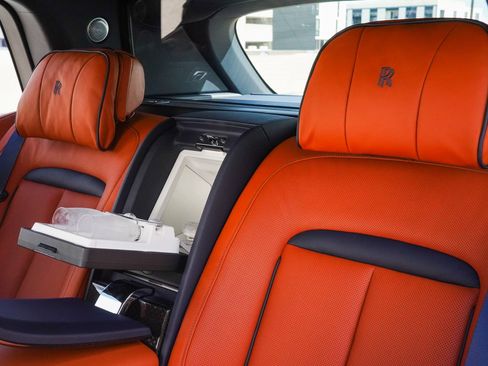 Used 2022 Rolls-Royce Cullinan Black Badge image 20