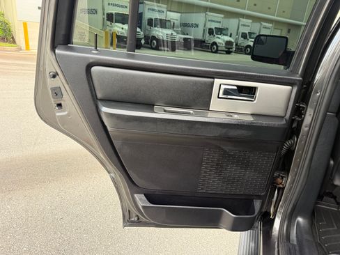 Used 2016 Ford Expedition 2WD image 85