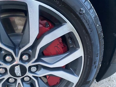 Used 2023 Cadillac XT5 Sport image 7