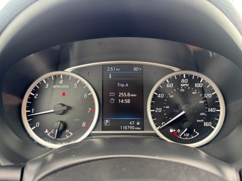 Used 2019 Nissan Sentra SR image 27