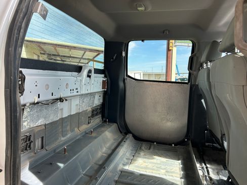 Used 2016 Ford F150 SLE image 12