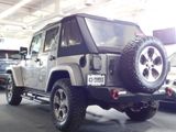 Used 2016 Jeep Wrangler Unlimited Sahara image 2