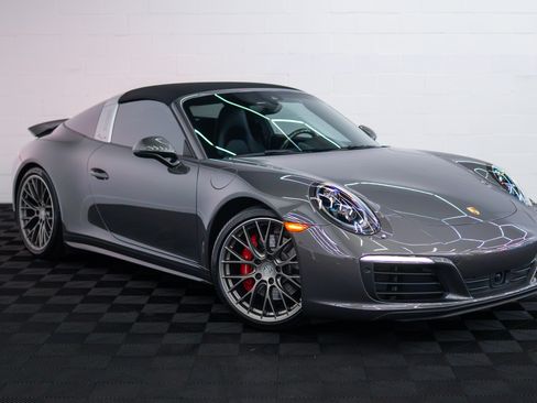 Used 2017 Porsche 911 Targa 4S image 1