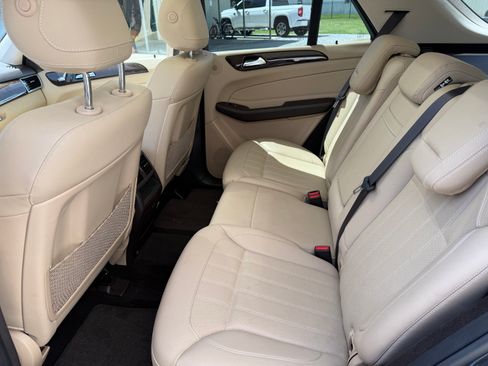 Used 2016 Mercedes-Benz GLE 350 w/ Premium Package image 17