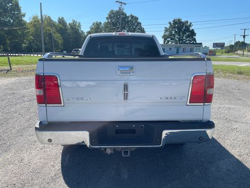 Used 2007 Lincoln Mark LT 4x4 image 4
