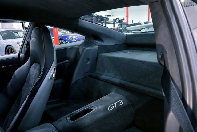 Used 2018 Porsche 911 GT3 RWD image 26
