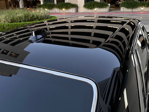 Used 2021 Rolls-Royce Phantom image 54