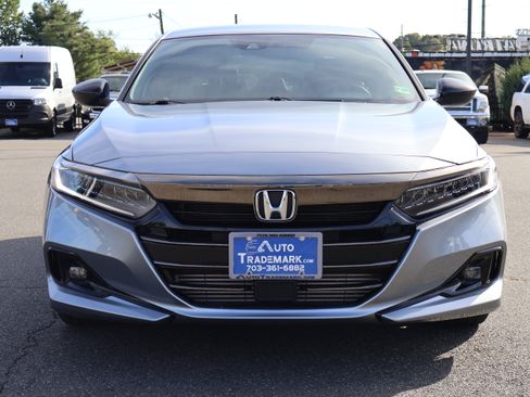 Used 2022 Honda Accord Sport image 3