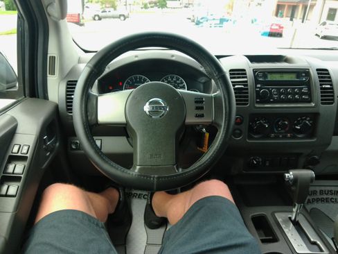 Used 2007 Nissan Frontier 4x4 Crew Cab NISMO image 47