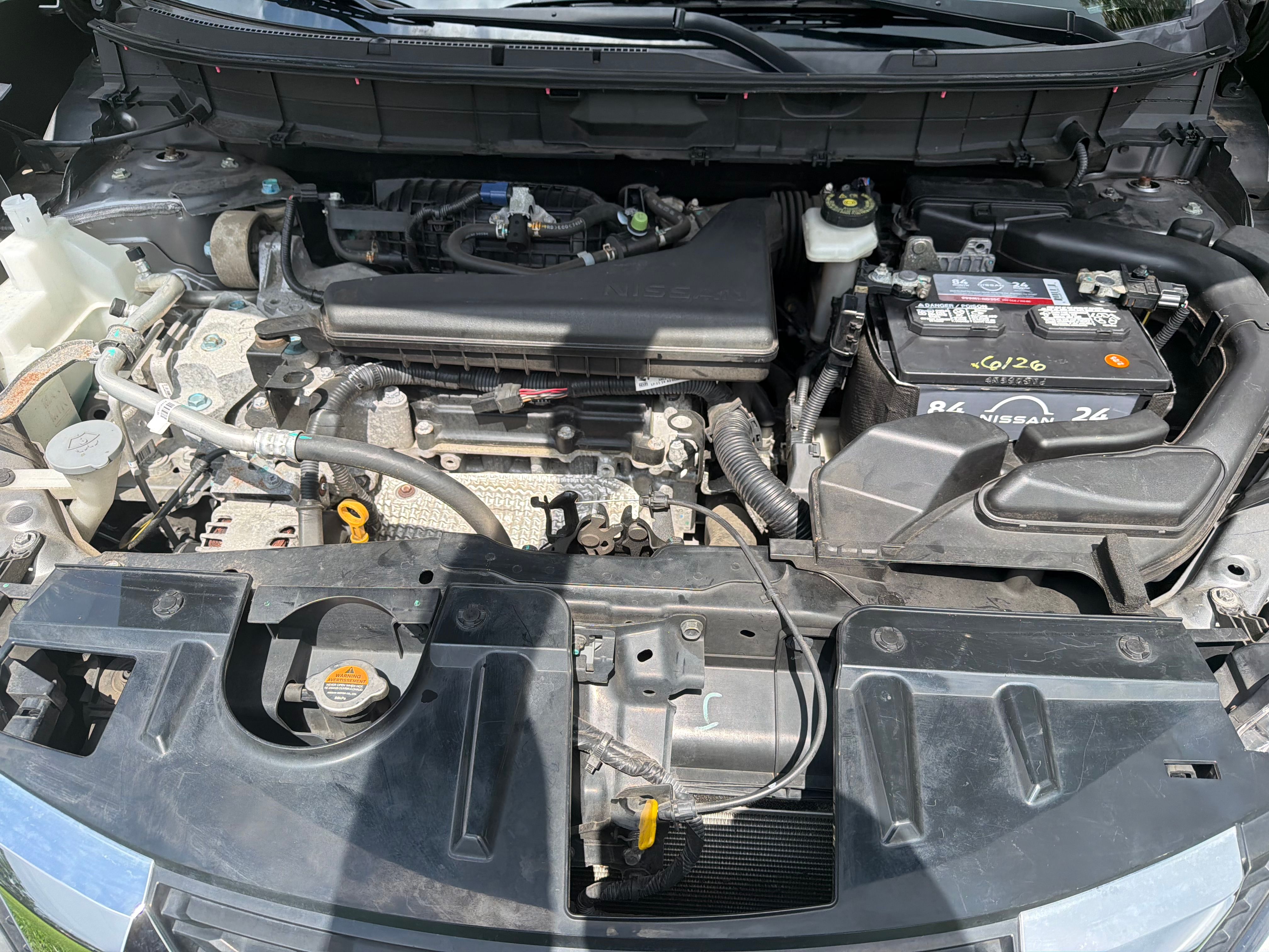 Used 2018 Nissan Rogue AWD image 33
