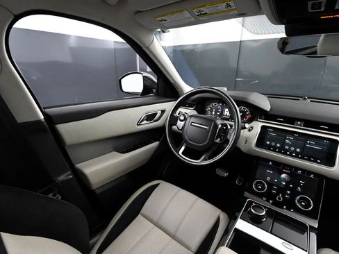 Used 2018 Land Rover Range Rover Velar R-Dynamic SE image 29