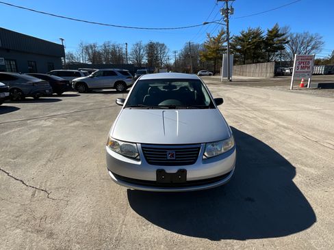 Used 2006 Saturn ION Level 2 image 2