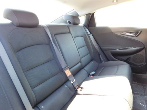 Used 2023 Chevrolet Malibu LT image 19