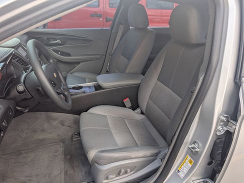 Used 2015 Chevrolet Impala LS image 7