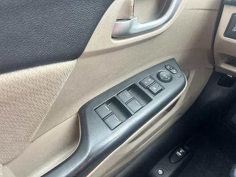 Used 2013 Honda Civic Natural Gas image 10