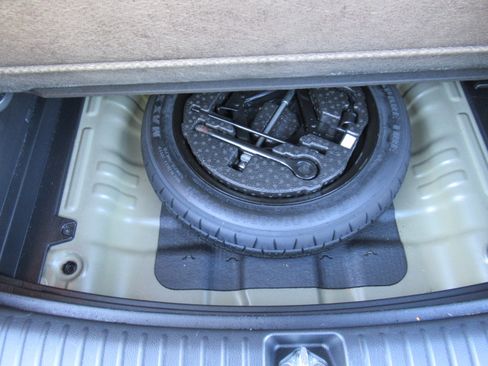 Used 2021 Kia Seltos AWD SX image 25