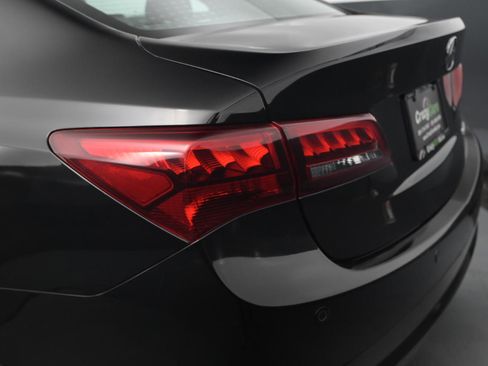 Used 2017 Acura TLX image 14