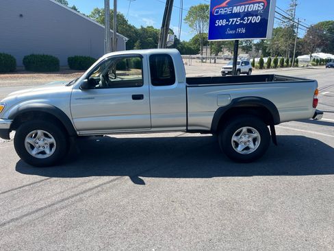 Used 2004 Toyota Tacoma 4x4 Xtracab V6 image 8