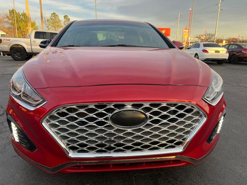 Used 2018 Hyundai Sonata Sport image 2