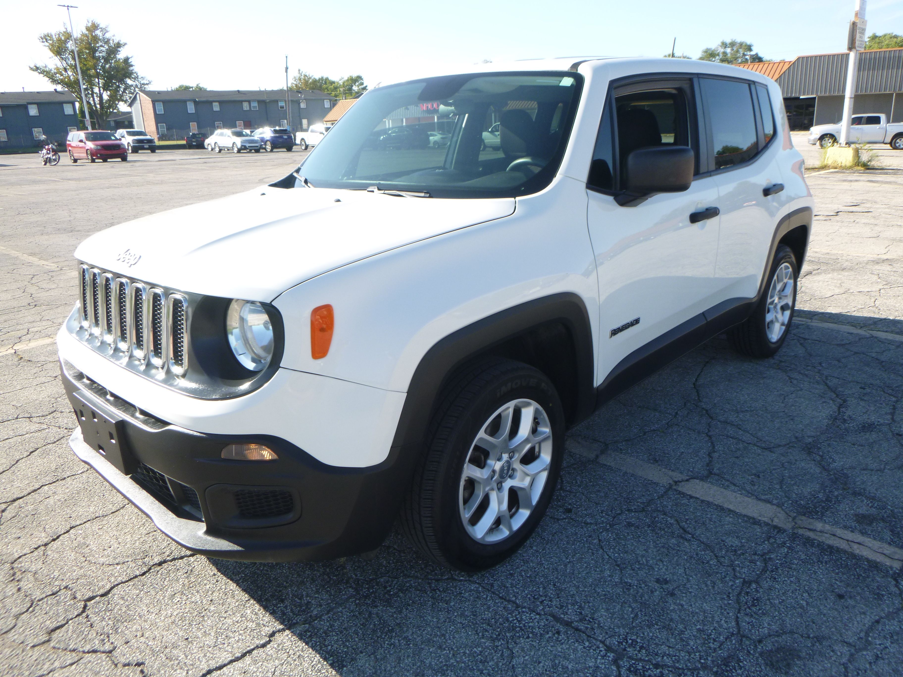 Used 2016 Jeep Renegade 4WD Sport image 2