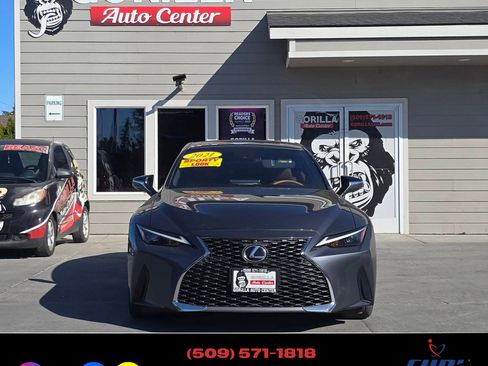 Used 2021 Lexus IS 300 image 2