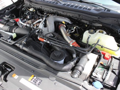 Used 2023 Ford F250 Lariat image 23