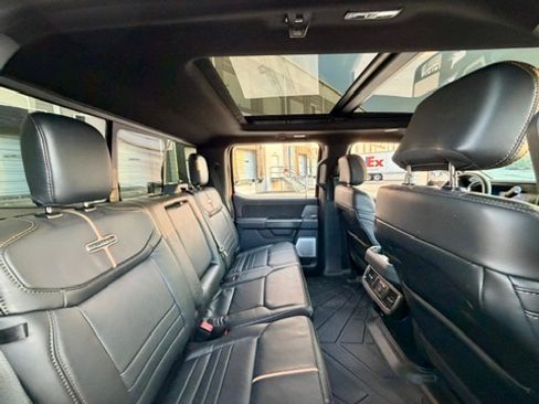 Used 2024 Ford F350 Platinum image 7