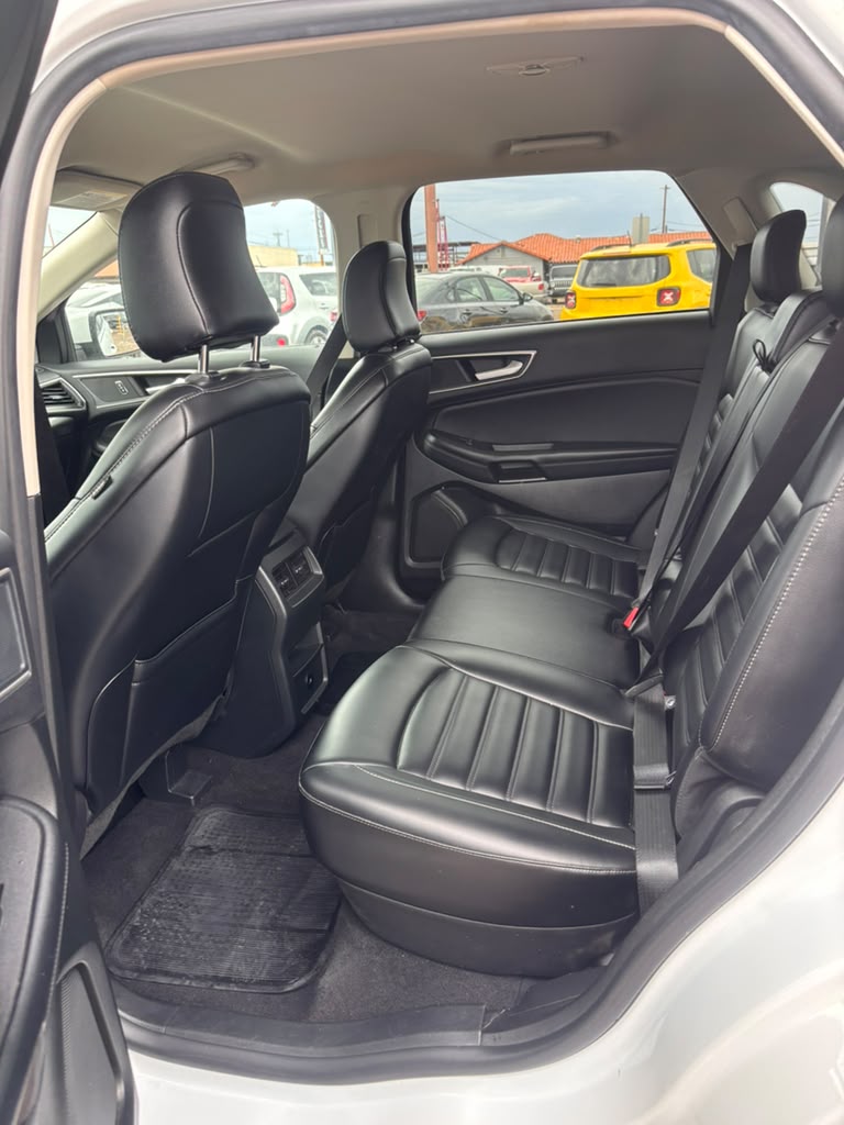 Used 2024 Ford Edge AWD image 14