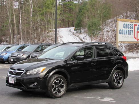 Used 2015 Subaru XV Crosstrek 2.0i Premium image 2