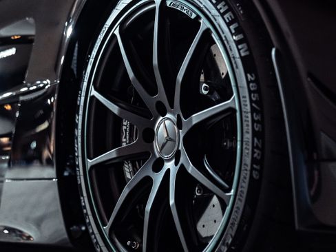 Used 2021 Mercedes-Benz AMG GT Black Series image 7