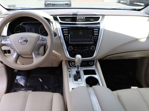 Used 2018 Nissan Murano AWD Platinum image 18