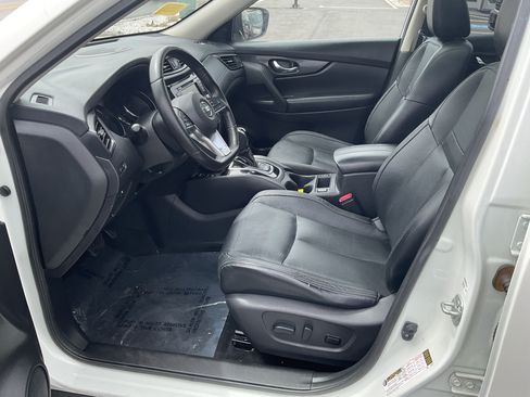 Used 2018 Nissan Rogue AWD SL w/ SL Premium Package image 13