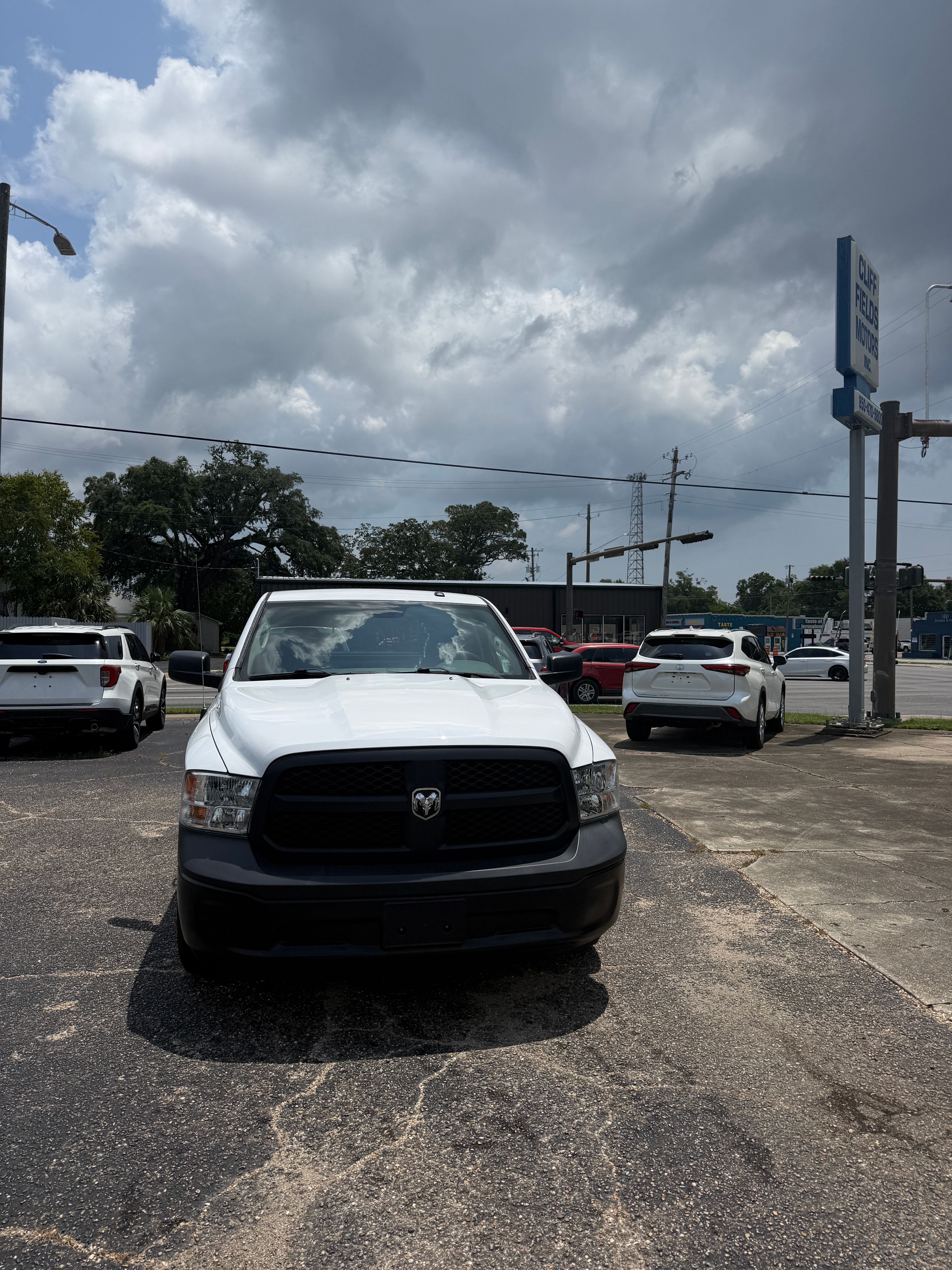 Used 2017 RAM 1500 2WD Regular Cab ST image 2